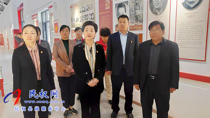 市婦聯(lián)黨組書記主席劉春霞到民調(diào)研“傳承紅色基因 爭當為民先鋒”工作 市婦聯(lián)黨組書記主席劉春霞到民調(diào)研“傳承紅色基因 爭當為民先鋒”工作