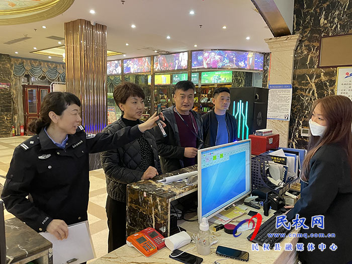 民權(quán)縣“掃黃打非”領(lǐng)導小組開展KTV及網(wǎng)絡(luò)音樂平臺等娛樂場所集中檢查活動 民權(quán)縣“掃黃打非”領(lǐng)導小組開展KTV及網(wǎng)絡(luò)音樂平臺等娛樂場所集中檢查活動