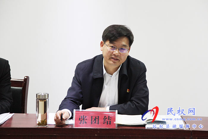 縣委副書記、縣長張團(tuán)結(jié)調(diào)研統(tǒng)計(jì)工作