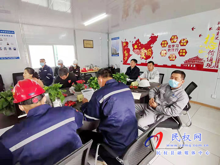 縣委常委、副縣長房季帶隊赴青島參觀學(xué)習(xí)