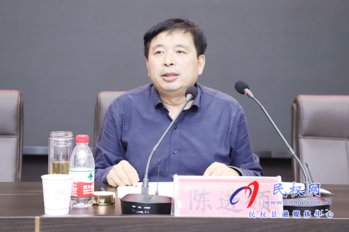 我縣召開永久基本農(nóng)田試劃暨城鎮(zhèn)開發(fā)邊界劃定工作會 我縣召開永久基本農(nóng)田試劃暨城鎮(zhèn)開發(fā)邊界劃定工作會