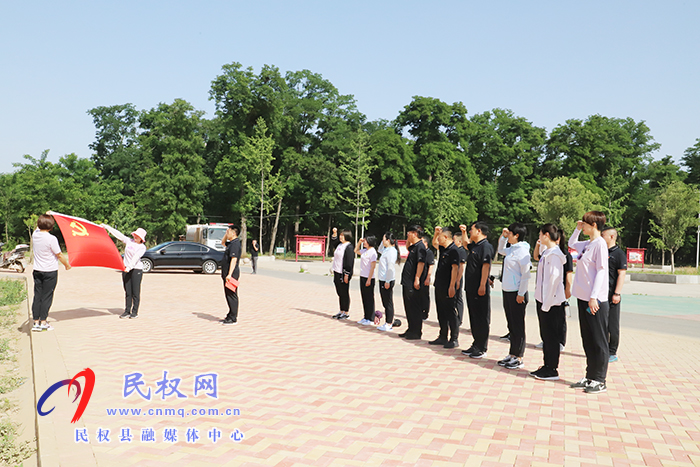 縣政協(xié)：開展“學(xué)黨史、感黨恩、跟黨走”深化黨史學(xué)習(xí)教育徒步活動