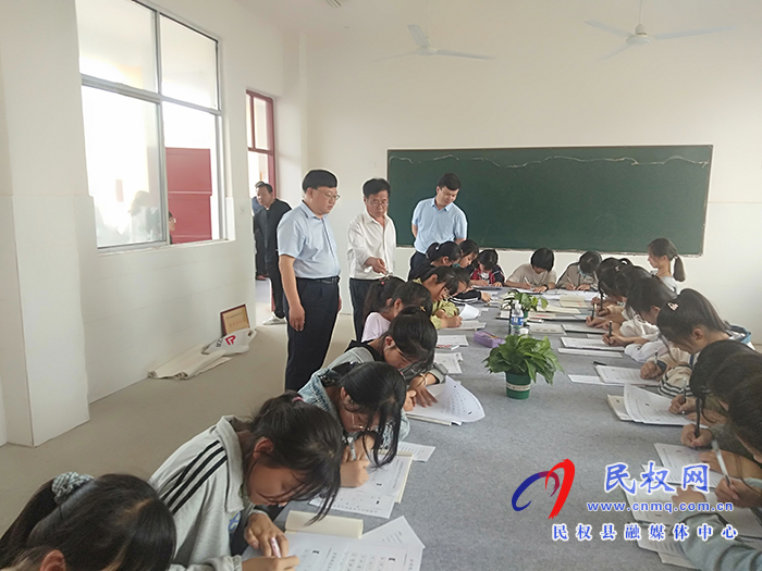 舞動(dòng)筆尖 傳承文化—2021年民權(quán)縣龍?zhí)伶?zhèn)舉行第一屆書(shū)法文化藝術(shù)節(jié) 舞動(dòng)筆尖 傳承文化—2021年民權(quán)縣龍?zhí)伶?zhèn)舉行第一屆書(shū)法文化藝術(shù)節(jié)