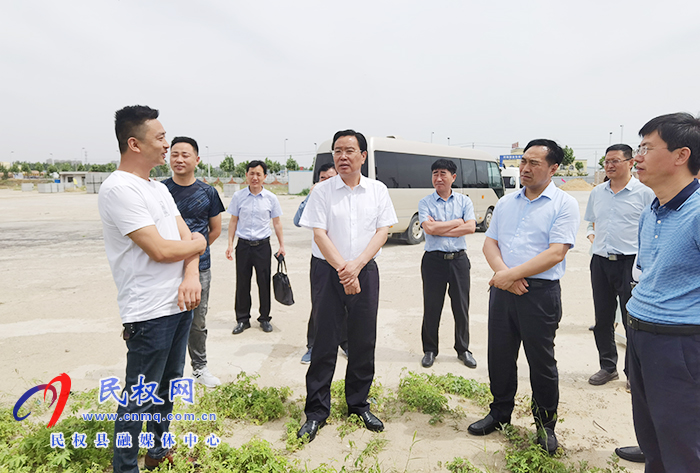 市人大常委會副主任、縣委書記姬脈常調(diào)研我縣重點(diǎn)項(xiàng)目建設(shè)情況