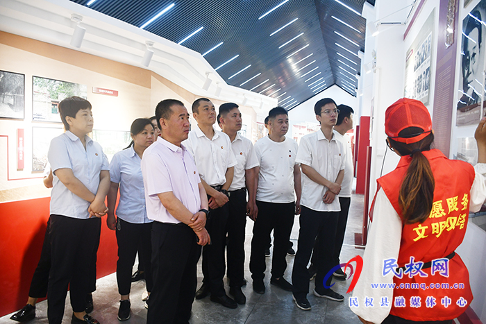 縣東方超市黨支部組織黨員到紅色教育基地開展黨史學(xué)習(xí)教育 縣東方超市黨支部組織黨員到紅色教育基地開展黨史學(xué)習(xí)教育