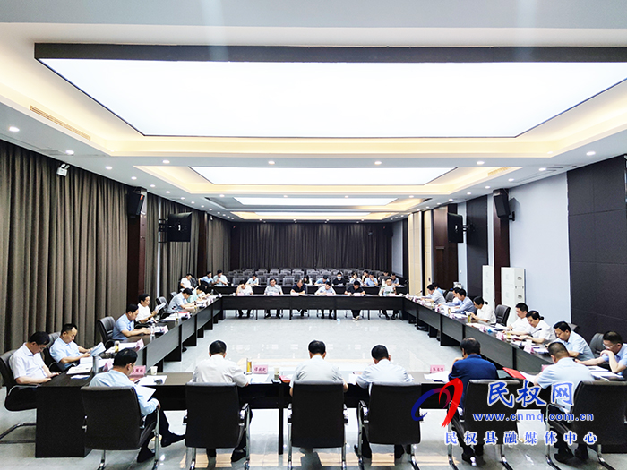 市人大常委副主任、縣委書記姬脈常主持召開縣委理論學(xué)習(xí)中心組會議