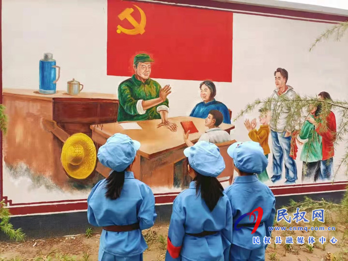 程莊鎮(zhèn)附屬幼兒園開(kāi)展“尋訪紅色足跡”教育實(shí)踐活動(dòng)