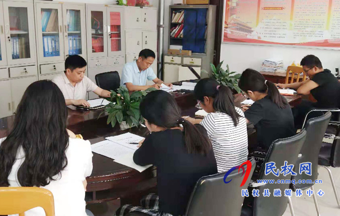 縣委編辦多舉措落實(shí)意識形態(tài)工作專題會議精神 縣委編辦多舉措落實(shí)意識形態(tài)工作專題會議精神