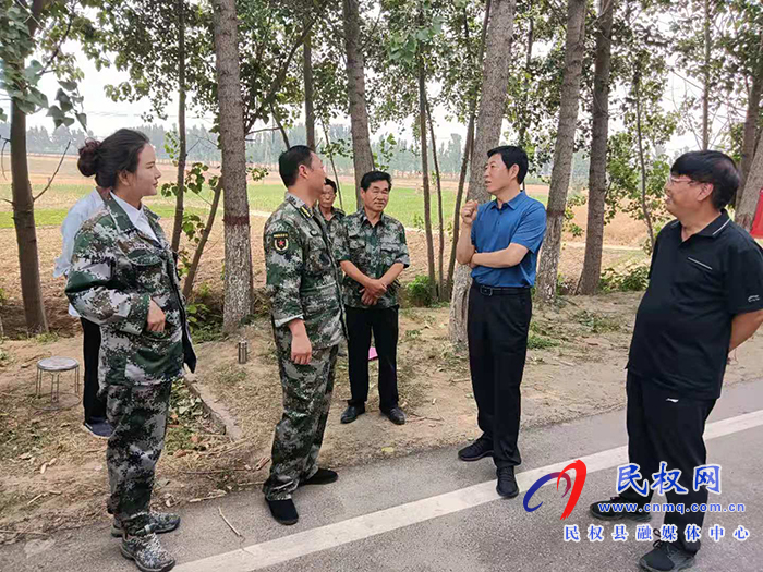 縣委常委、宣傳部長屠志遠到莊子鎮(zhèn)調(diào)研“三夏”生產(chǎn)工作
