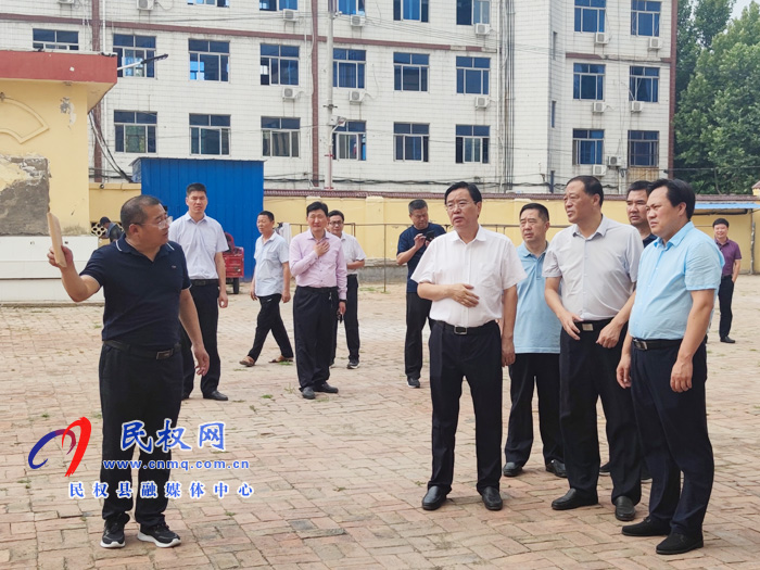 市人大常委副主任、縣委書記姬脈常督查安全生產(chǎn)及火災(zāi)防治工作