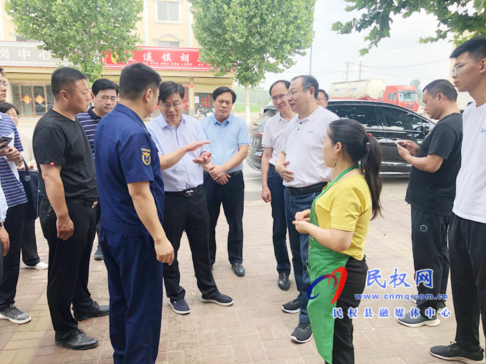 市委常委、常務(wù)副市長吳祖明到民暗訪督導(dǎo)安全生產(chǎn)工作