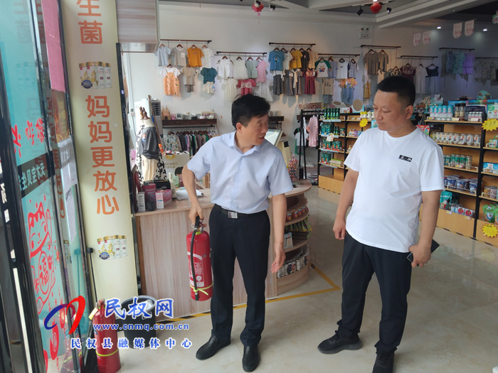 縣政府黨組成員、信訪局局長陳鴻志深入“萬人助萬企”活動聯(lián)系企業(yè)走訪調(diào)研