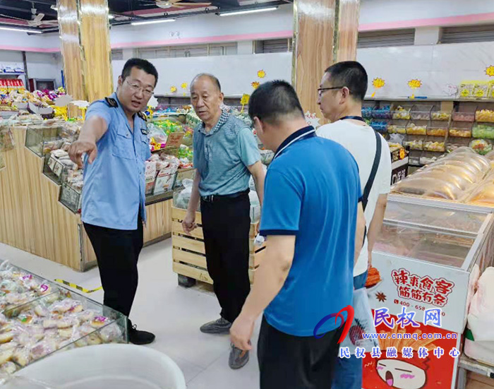 民權(quán)縣市場監(jiān)管局深入開展食品“三小”整治攻堅(jiān)行動(dòng) 民權(quán)縣市場監(jiān)管局深入開展食品“三小”整治攻堅(jiān)行動(dòng)