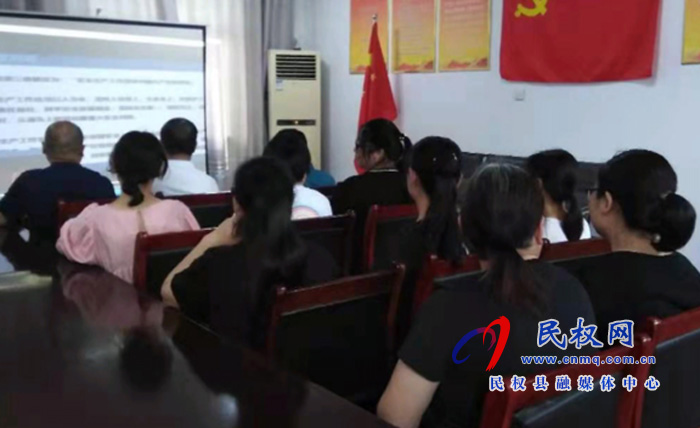 我縣各鄉(xiāng)鎮(zhèn)（街道辦）、縣直各單位組織收聽收看全縣安全生產(chǎn)知識(shí)專題培訓(xùn)會(huì)