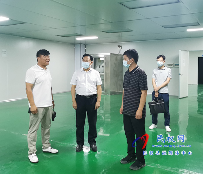 縣人大常委會(huì)副主任石克林到聯(lián)系服務(wù)企業(yè)開展“萬(wàn)人助萬(wàn)企”活動(dòng) 縣人大常委會(huì)副主任石克林到聯(lián)系服務(wù)企業(yè)開展“萬(wàn)人助萬(wàn)企”活動(dòng)