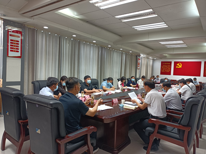 縣委副書記、代縣長(zhǎng)王靜嫻主持召開(kāi)縣政府第50次常務(wù)會(huì)議