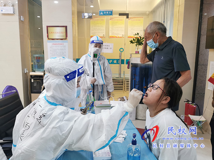 綠洲街道辦:全力做好全員核酸檢測(cè)工作 綠洲街道辦:全力做好全員核酸檢測(cè)工作