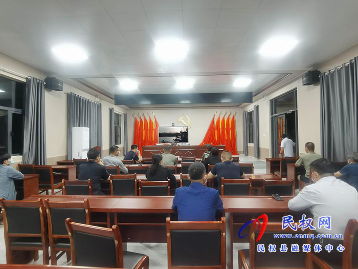 雙塔鎮(zhèn):組織收看鄉(xiāng)村振興專題片《花開山鄉(xiāng)》 雙塔鎮(zhèn):組織收看鄉(xiāng)村振興專題片《花開山鄉(xiāng)》