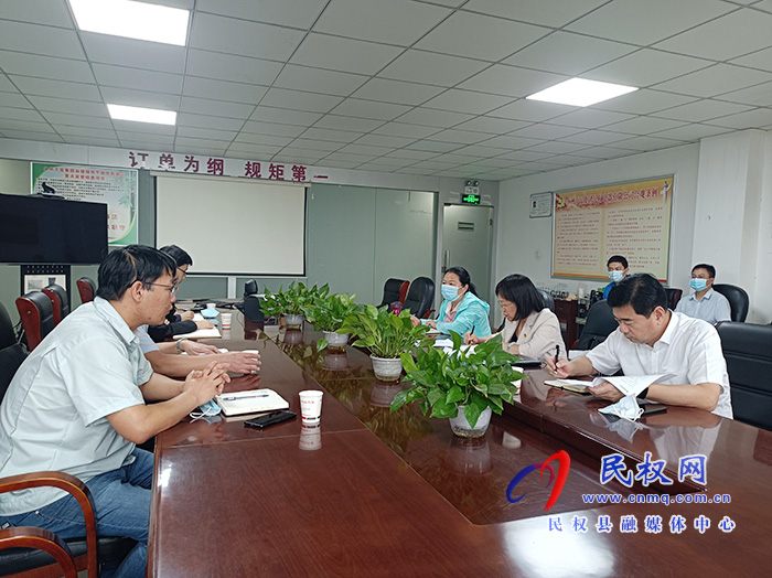 縣委副書記、代縣長王靜嫻到分包企業(yè)開展“萬人助萬企”活動