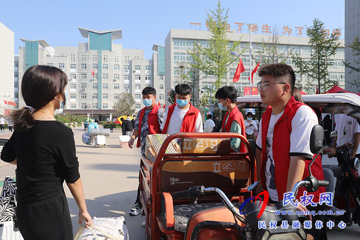 民權縣職教中心:校企合作惠民生 高薪就業(yè)拿文憑 民權縣職教中心:校企合作惠民生 高薪就業(yè)拿文憑