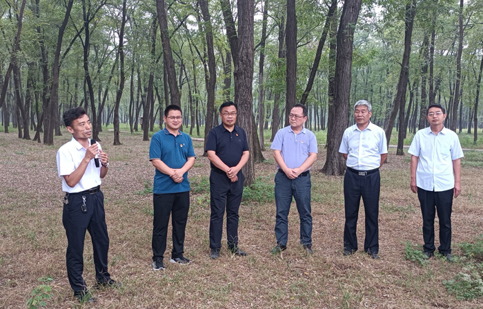 河南日?qǐng)?bào)報(bào)業(yè)集團(tuán)青年理論學(xué)習(xí)小組到民開展調(diào)研實(shí)踐活動(dòng) 河南日?qǐng)?bào)報(bào)業(yè)集團(tuán)青年理論學(xué)習(xí)小組到民開展調(diào)研實(shí)踐活動(dòng)