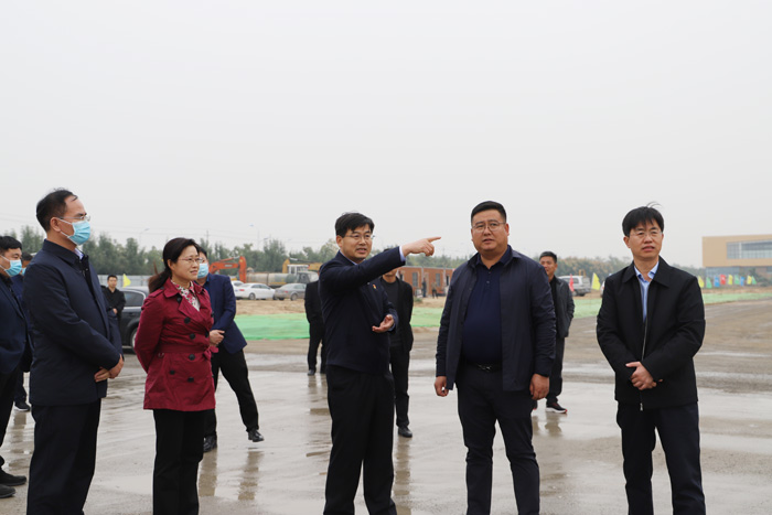 縣委書記張團結調研工業(yè)企業(yè)發(fā)展和重點項目建設情況