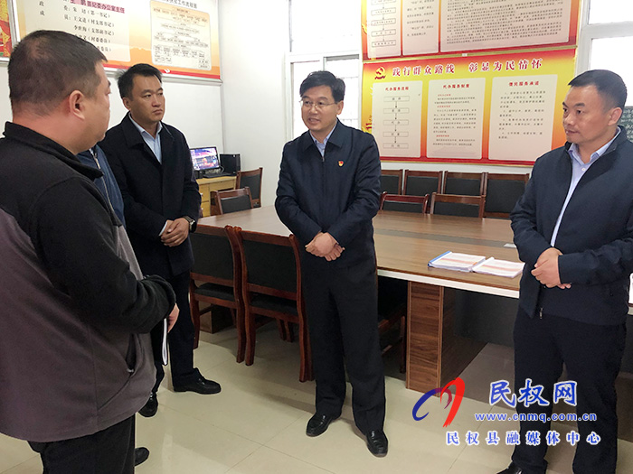 縣委書記張團結(jié)督導(dǎo)禁毒工作