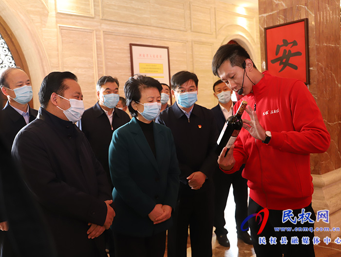 省人大常委會黨組書記、副主任趙素萍到民調(diào)研優(yōu)化營商環(huán)境執(zhí)法檢查暨省委人大工作會議精神貫徹落實情況