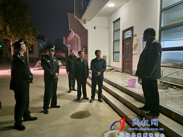 縣委常委、政法委書記陳鴻志督導(dǎo)檢查大走訪、大巡防和安全信訪穩(wěn)定工作