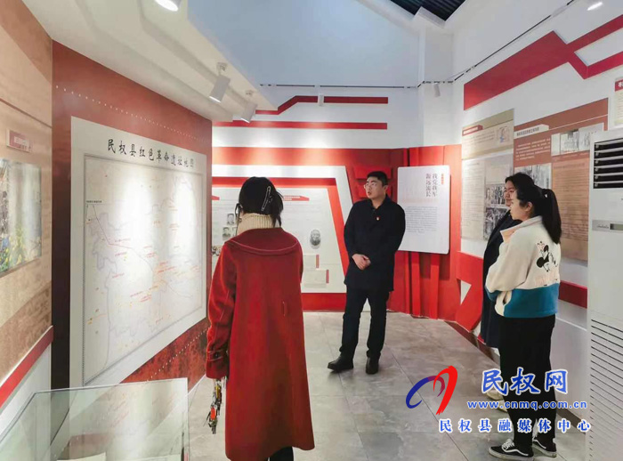 團(tuán)縣委組織參觀(guān)紅色教育基地“秣坡村”