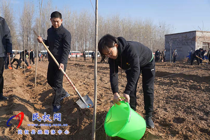 我縣組織開展冬季義務(wù)植樹活動(dòng)