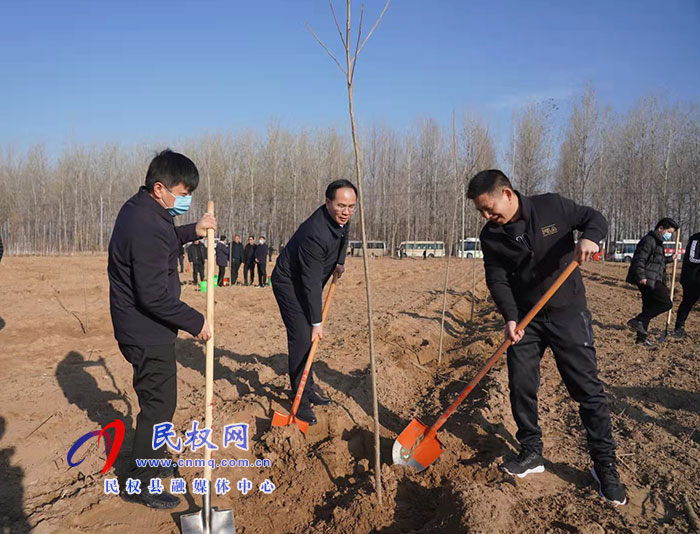 我縣組織開展冬季義務(wù)植樹活動(dòng)