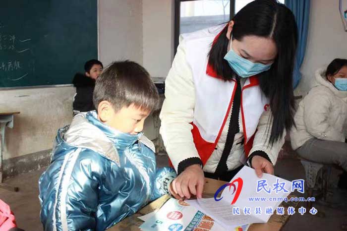縣團(tuán)委開展法治宣傳教育進(jìn)校園活動
