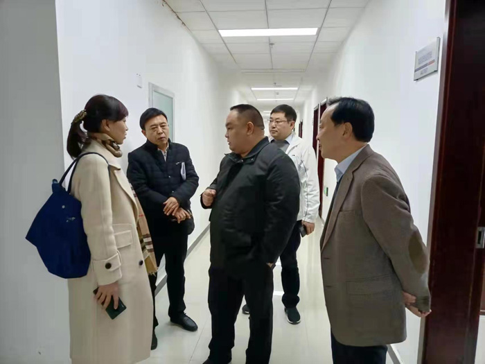 縣委常委、副縣長于茜帶隊到省市場監(jiān)管局開展業(yè)務交流