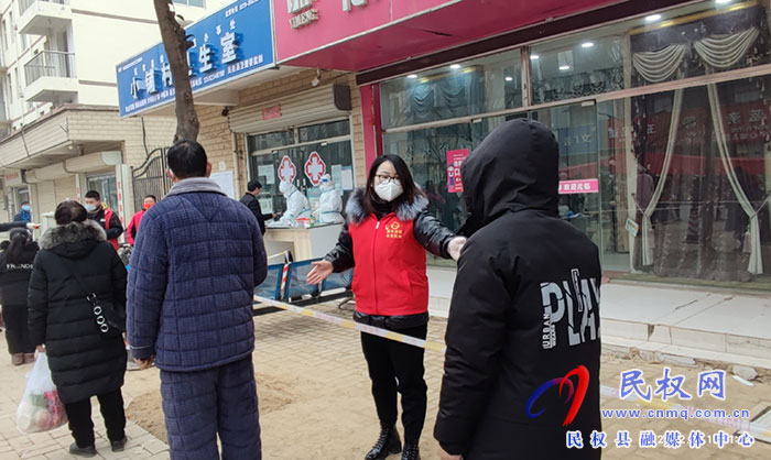 民權(quán)縣：創(chuàng)新培養(yǎng)模式 讓預備黨員在 戰(zhàn)“疫”一線“踐初心”