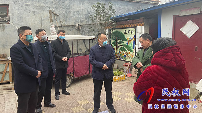 縣領(lǐng)導(dǎo)春節(jié)前夕走訪慰問特困職工、困難群眾和企業(yè)軍轉(zhuǎn)干部