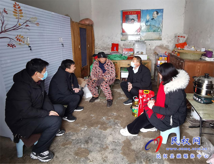 縣委黨校開展春節(jié)走訪慰問幫扶村困難群眾、老黨員及離退休老干部活動(dòng)