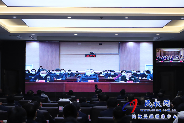 我縣組織收聽收看全省“萬人助萬企”活動推進會議