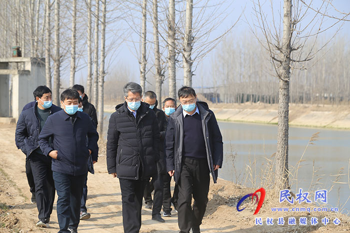 副市長潘峰蒞民調(diào)研引黃河水、農(nóng)場種質(zhì)資源繁育等工作