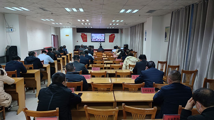 我縣收聽收看全市空氣質(zhì)量聯(lián)防聯(lián)控工作視頻調(diào)度會