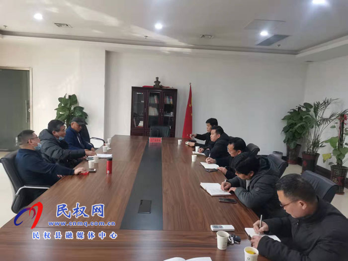 縣文化廣電旅游局邀請(qǐng)旅游規(guī)劃、市場(chǎng)經(jīng)營(yíng)專家到我縣走訪調(diào)研