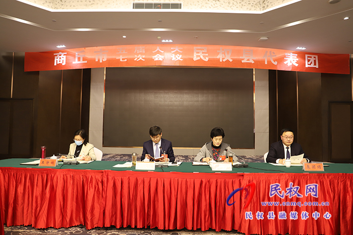 我縣代表團(tuán)認(rèn)真審議市人大常委會工作報(bào)告和法檢“兩院”工作報(bào)告