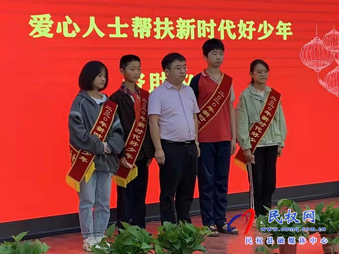 堅守十二載  薪火永續(xù)傳   --“中國好人”唐志發(fā)矢志不渝傳承雷鋒精神紀事