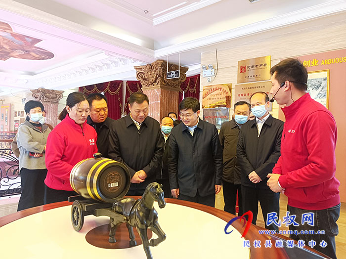 省人大常委會(huì)調(diào)研組蒞民調(diào)研鞏固拓展脫貧攻堅(jiān)成果同鄉(xiāng)村振興有效銜接工作情況