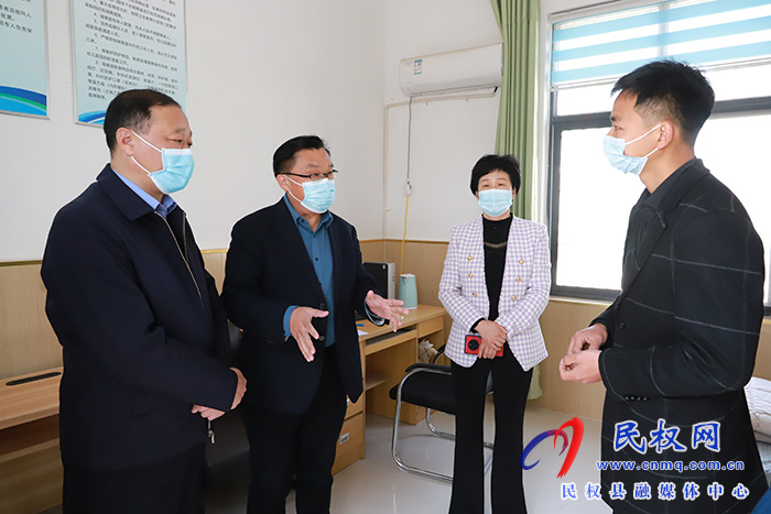 縣領導周燕、畢道喜檢查指導校園疫情防控工作