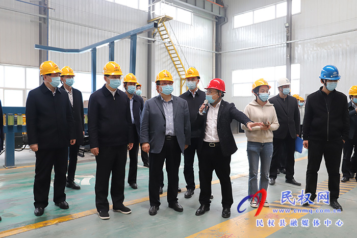 市委常委、常務(wù)副市長張家明到民調(diào)研“三個一批”、疫情防控等工作