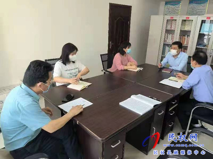 計(jì)生協(xié)組織開展“干部夜學(xué)”活動