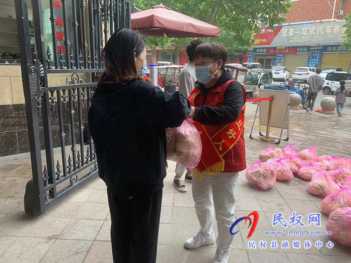 中國好人唐志發(fā)用愛心行動助力民權疫情防控