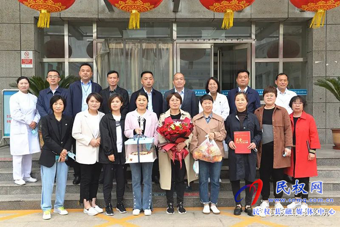 民權(quán)縣人民醫(yī)院專家醫(yī)療隊奔赴抗疫一線