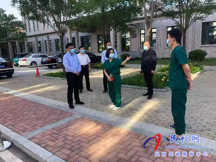 縣委常委、宣傳部長、副縣長畢道喜督導(dǎo)檢查考生返民集中隔離情況